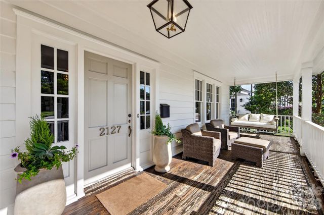 2127 Crescent Avenue, Charlotte, NC 28207