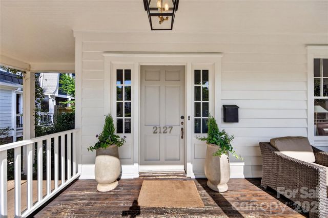 2127 Crescent Avenue, Charlotte, NC 28207
