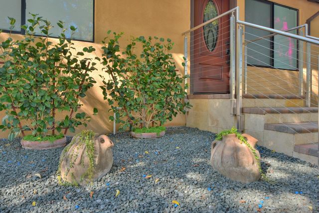 251 Middlefield Rd, Palo Alto, CA 94301