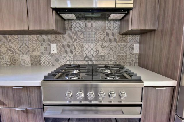 251 Middlefield Rd, Palo Alto, CA 94301