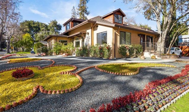 251 Middlefield Rd, Palo Alto, CA 94301