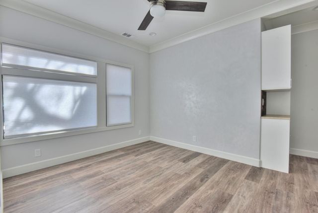 251 Middlefield Rd, Palo Alto, CA 94301