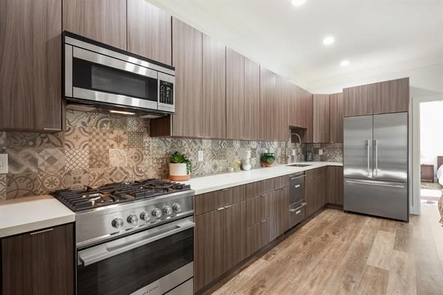 251 Middlefield Rd, Palo Alto, CA 94301