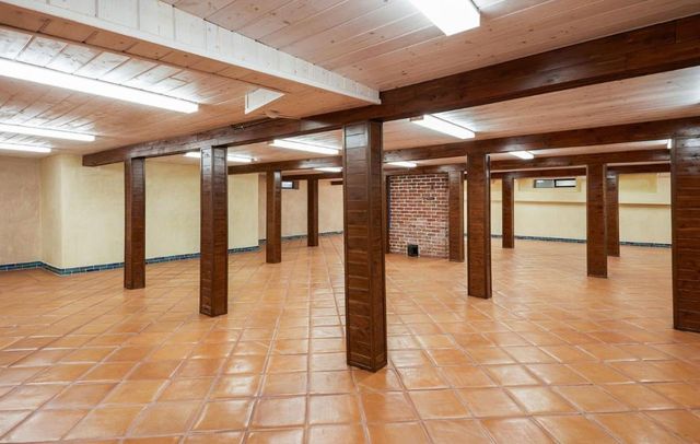 251 Middlefield Rd, Palo Alto, CA 94301