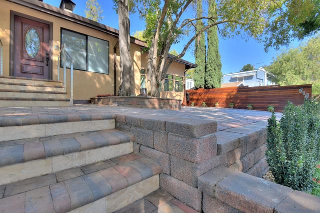 251 Middlefield Rd, Palo Alto, CA 94301