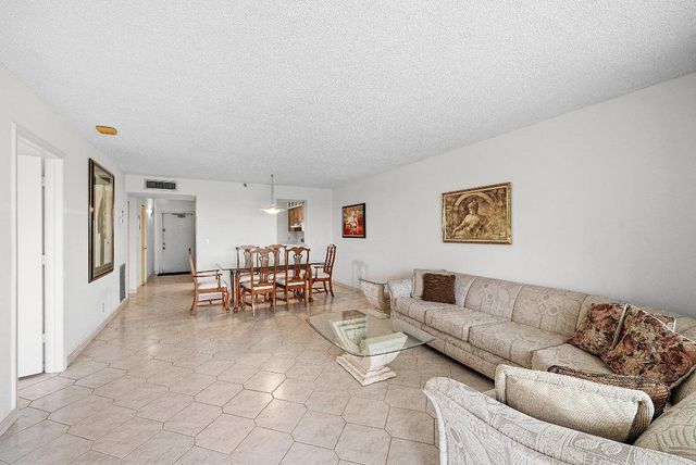 14623 Bonaire Boulevard 602, Delray Beach, FL 33446