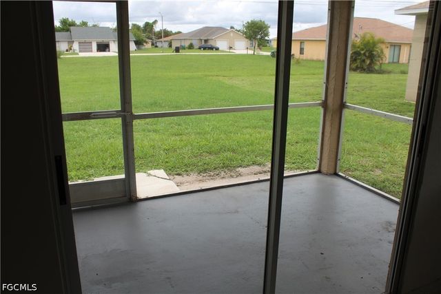511 SE 5th PL A - B, Cape Coral, FL 33990