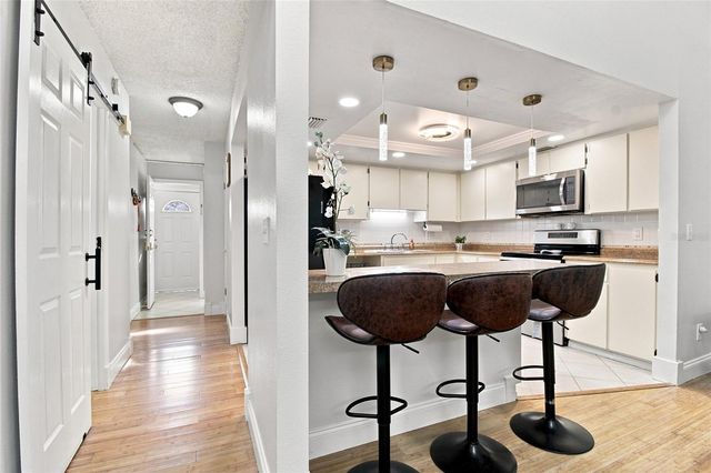 5304 BRADBURY COURT, Tampa, FL 33624