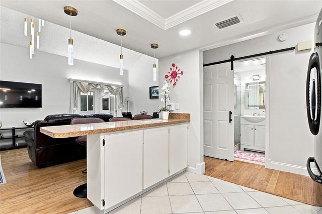 5304 BRADBURY COURT, Tampa, FL 33624