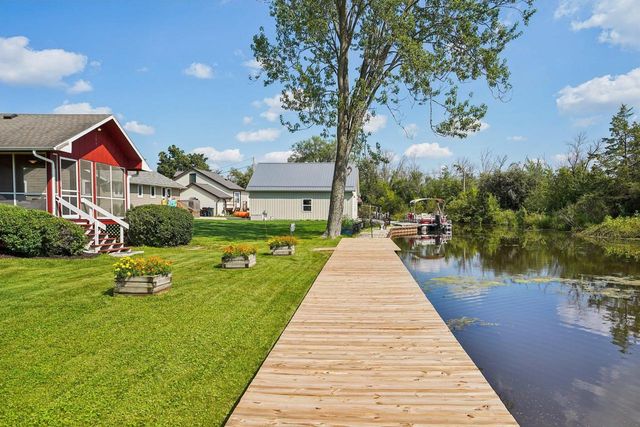 W8135 Elm Point Road, Lake Mills, WI 53551
