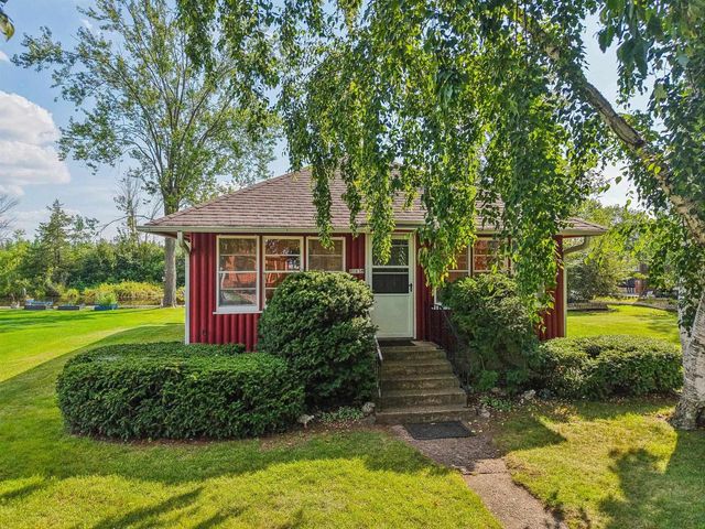 W8135 Elm Point Road, Lake Mills, WI 53551