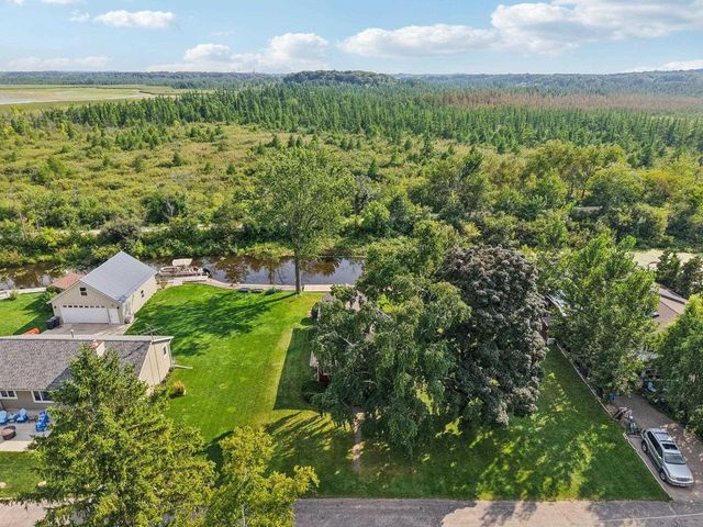 W8135 Elm Point Road, Lake Mills, WI 53551