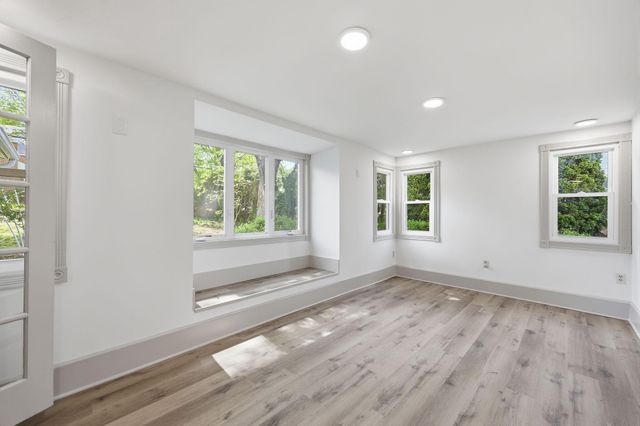 918 NEW HOPE ST, Norristown, PA 19401