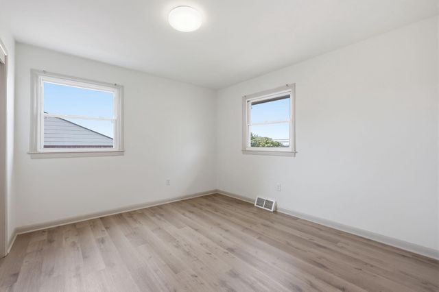 918 NEW HOPE ST, Norristown, PA 19401