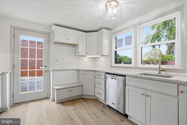 918 NEW HOPE ST, Norristown, PA 19401