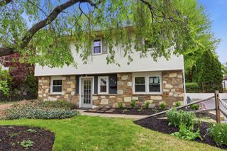 918 NEW HOPE ST, Norristown, PA 19401