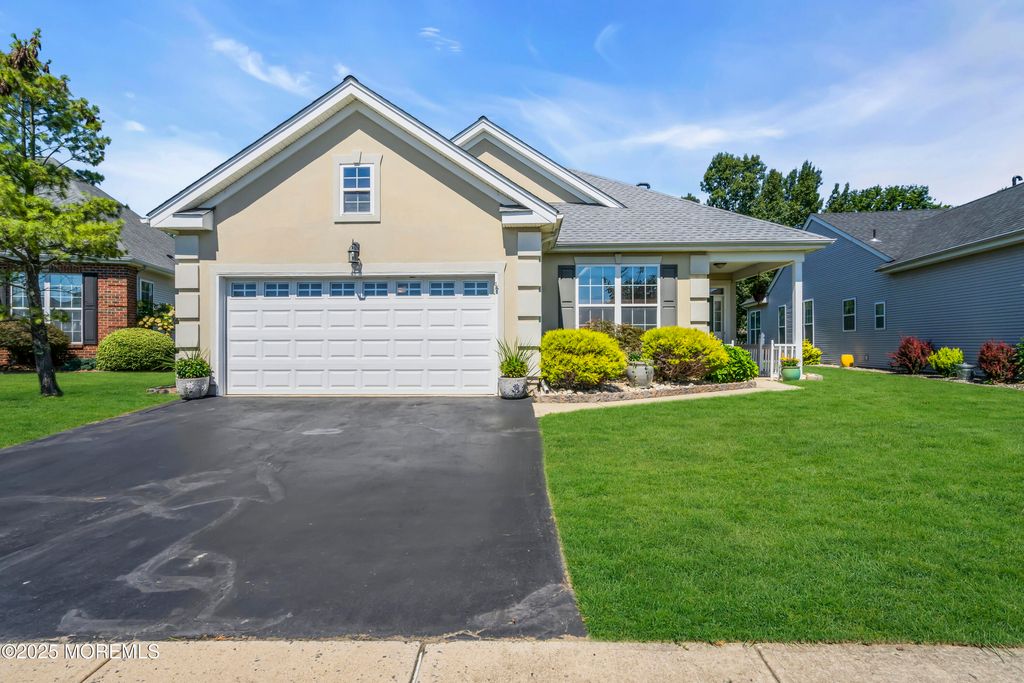 40 Bunker Hill Drive, Allentown, NJ 08501