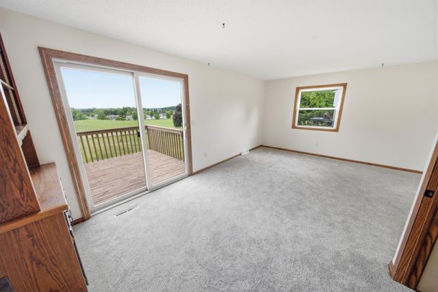 720 Campbell Court, Pine Island, MN 55963