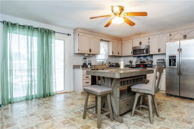 19 Mark Drive, North Kingstown, RI 02852