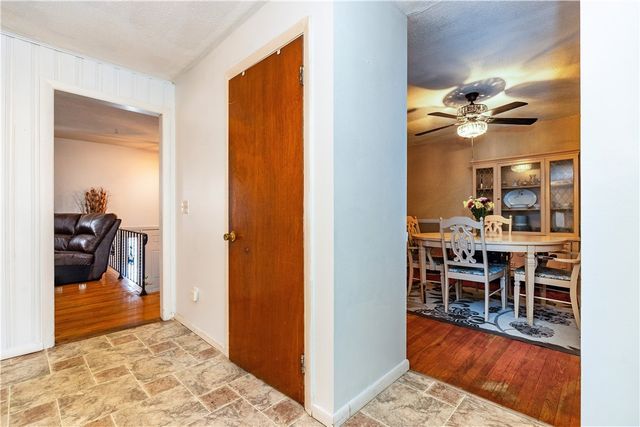 19 Mark Drive, North Kingstown, RI 02852