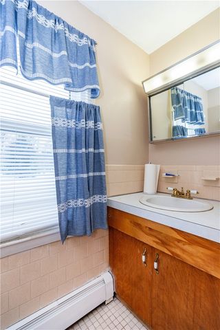 19 Mark Drive, North Kingstown, RI 02852