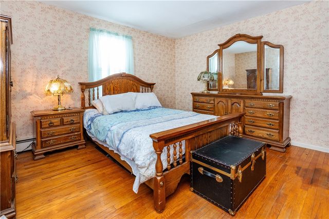 19 Mark Drive, North Kingstown, RI 02852