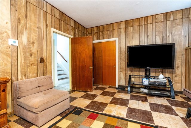 19 Mark Drive, North Kingstown, RI 02852
