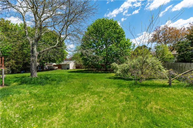 19 Mark Drive, North Kingstown, RI 02852
