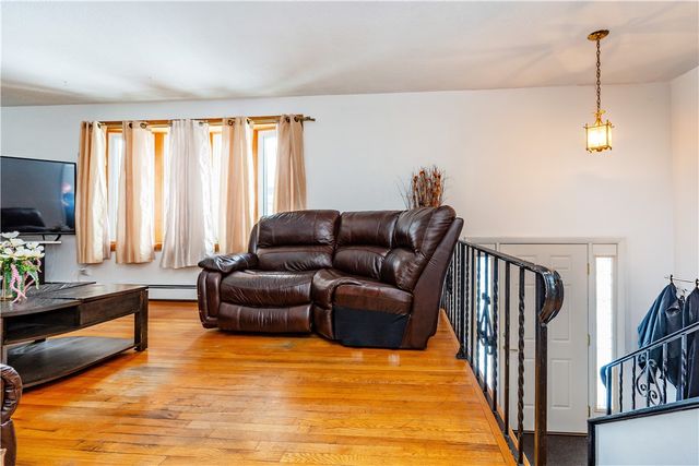 19 Mark Drive, North Kingstown, RI 02852