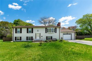 19 Mark Drive, North Kingstown, RI 02852