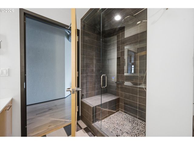 420 Nw 11TH Ave 712, Portland, OR 97209