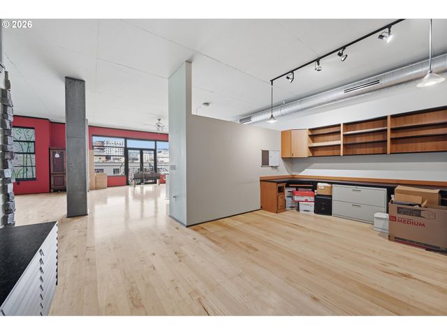 420 Nw 11TH Ave 712, Portland, OR 97209