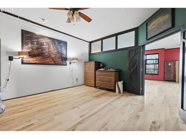 420 Nw 11TH Ave 712, Portland, OR 97209