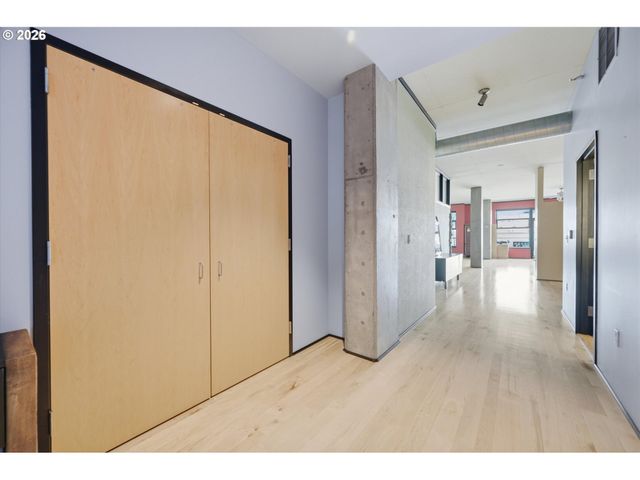 420 Nw 11TH Ave 712, Portland, OR 97209