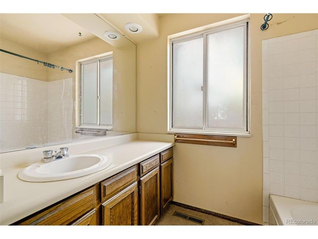 5492 S Richfield Way, Centennial, CO 80015