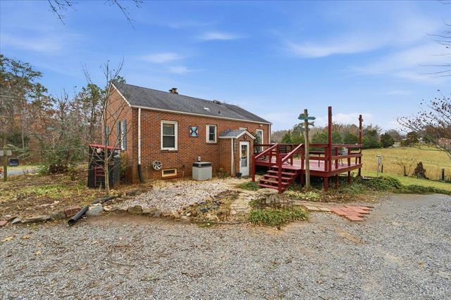 314 Dogwood Lane, Hurt, VA 24563