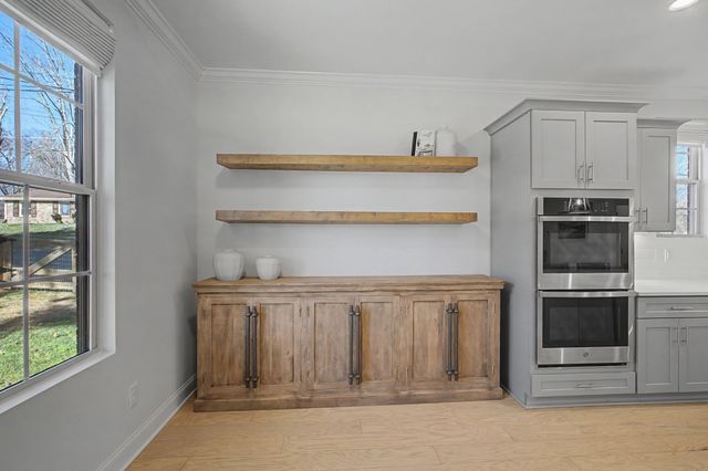 101 Bledsoe Dr, Hendersonville, TN 37075