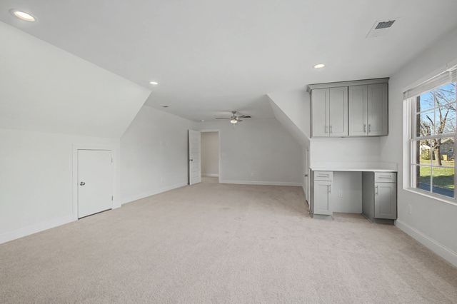 101 Bledsoe Dr, Hendersonville, TN 37075