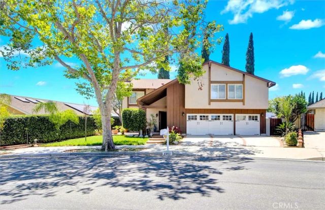2357 Lawnview Court, Simi Valley, CA 93065