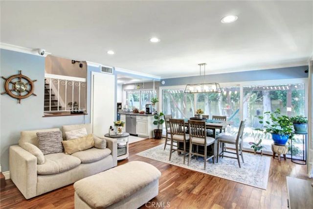 2357 Lawnview Court, Simi Valley, CA 93065