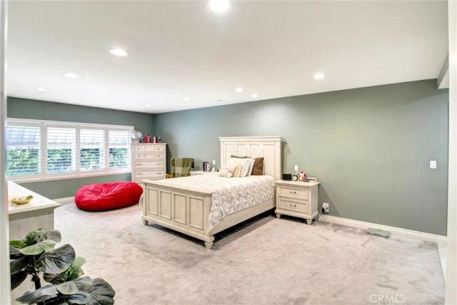 2357 Lawnview Court, Simi Valley, CA 93065