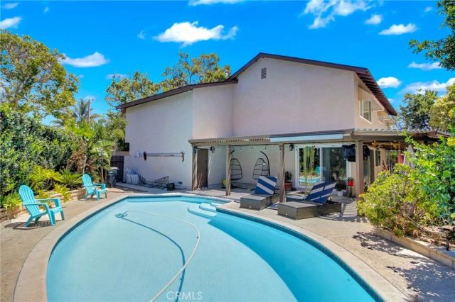 2357 Lawnview Court, Simi Valley, CA 93065