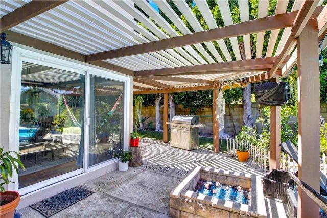 2357 Lawnview Court, Simi Valley, CA 93065
