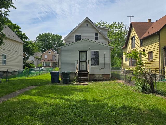 15213 Turlington Avenue, Harvey, IL 60426