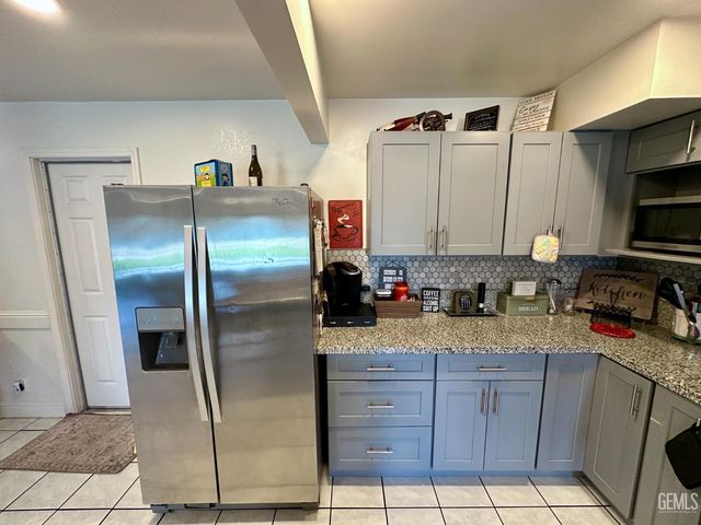 10404 Enger Street, Bakersfield, CA 93312