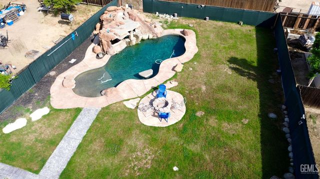 10404 Enger Street, Bakersfield, CA 93312