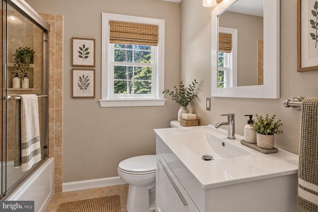 9524 3RD PL, Lorton, VA 22079