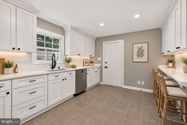 9524 3RD PL, Lorton, VA 22079
