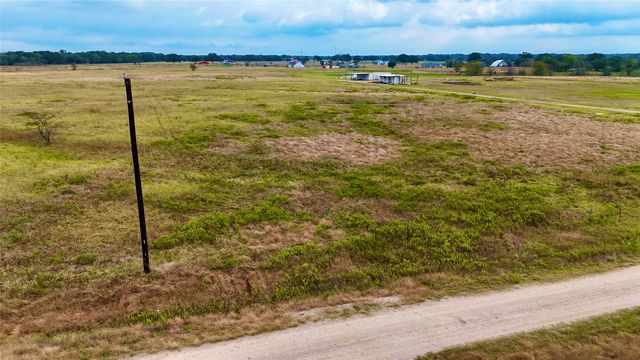 421 Private Road 7780, Wills Point, TX 75169