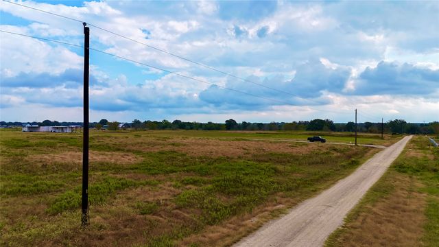 421 Private Road 7780, Wills Point, TX 75169